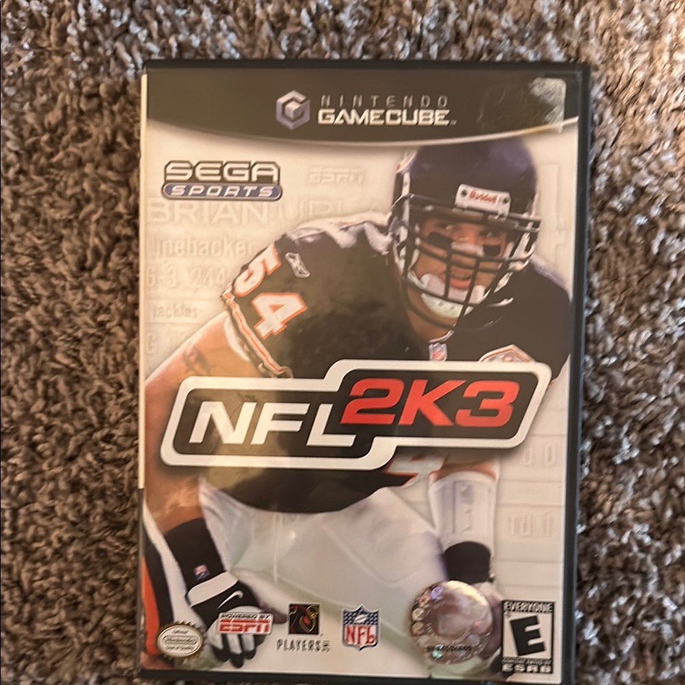 NFL 2K3 GameCube Game NINTENDO SEGA SPORTS - GAME BOX INSTRUCTION BOOK